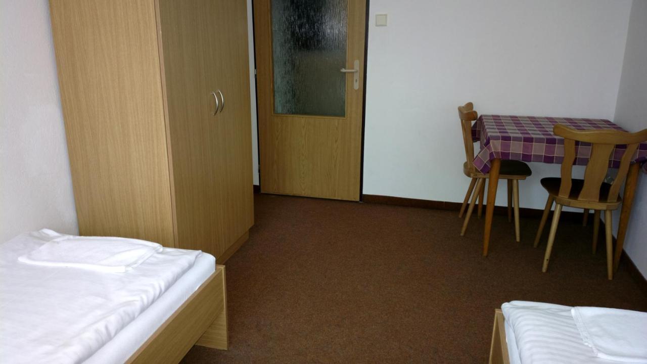 Nová Bystřice Penzion Lada מראה חיצוני תמונה