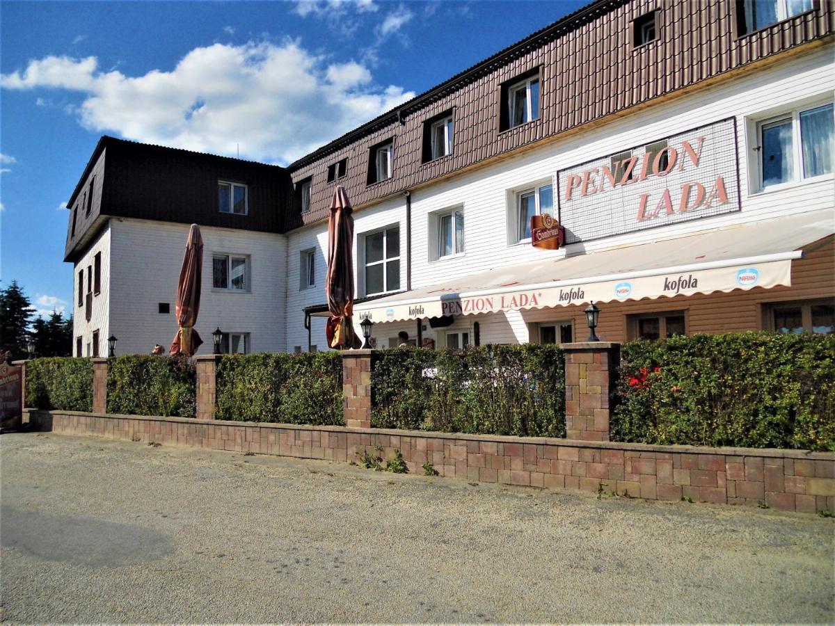 Nová Bystřice Penzion Lada מראה חיצוני תמונה